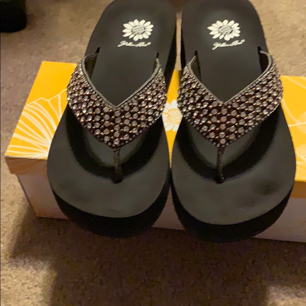 Flip flops